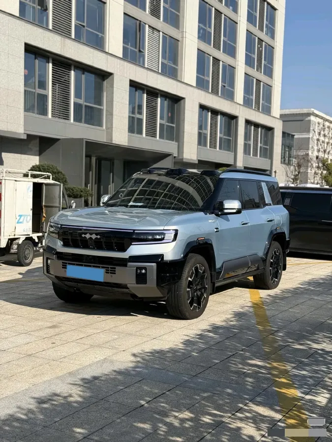 2025 FangChengBao Bao 8 2.0T 245HP L4 E-CVT PHEV 36.8KWH,autocango,china used car exporter,china ev exporter,chinese used car exporter,chinese used ev exporter