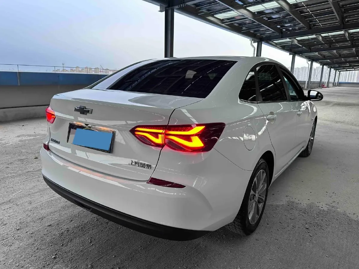 2022 Chevrolet Monza 1.5L 113HP L4 6AT,autocango,china used car exporter,china ev exporter,chinese used car exporter,chinese used ev exporter