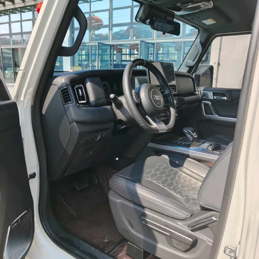 2024 212 212 T01 2.0T 252HP L4 8AT,autocango,china used car exporter,china ev exporter,chinese used car exporter,chinese used ev exporter