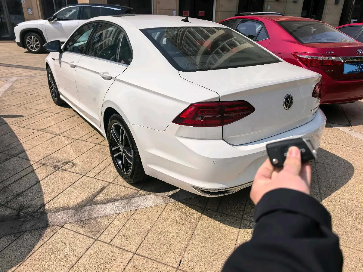 2019 Volkswagen Passat 1.4T 150HP L4 7DCT,autocango,china used car exporter,china ev exporter,chinese used car exporter,chinese used ev exporter
