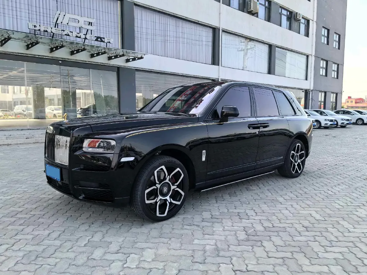 2018 Rolls-Royce Cullinan 6.7T 571HP V12 8AT,autocango,china used car exporter,china ev exporter,chinese used car exporter,chinese used ev exporter