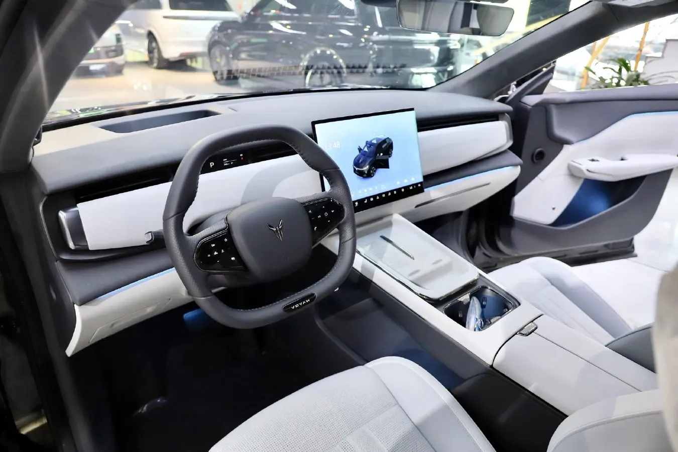 2024 Voyah ZhiYin BEV 79KWH,autocango,china used car exporter,china ev exporter,chinese used car exporter,chinese used ev exporter