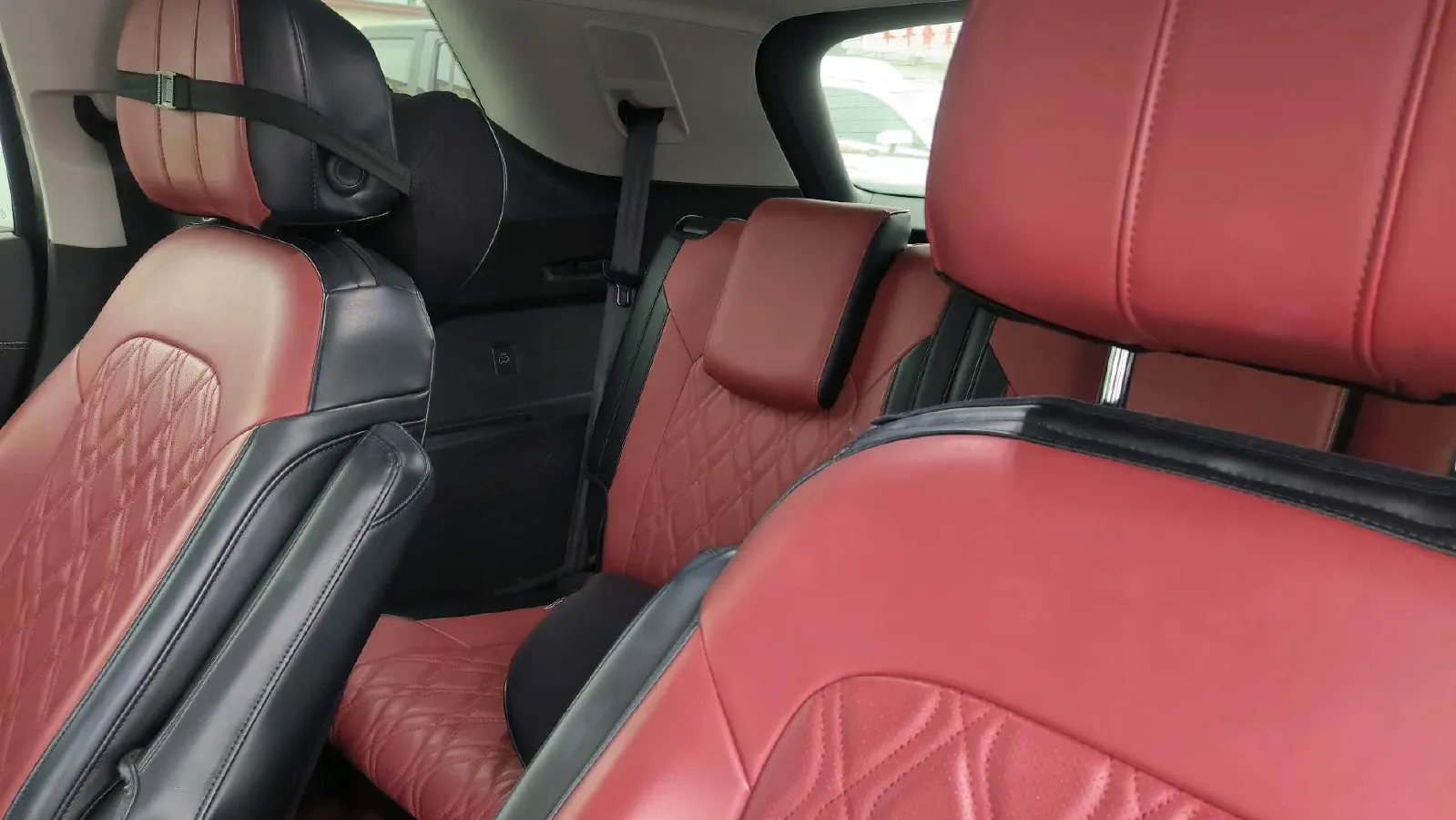 2021 Volkswagen Talagon 2.0T 220HP L4 7DCT,autocango,china used car exporter,china ev exporter,chinese used car exporter,chinese used ev exporter