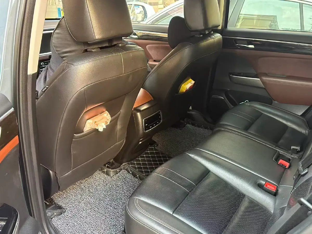 2017 GAC Trumpchi GS8 2.0T 201HP L4 6AT,autocango,china used car exporter,china ev exporter,chinese used car exporter,chinese used ev exporter