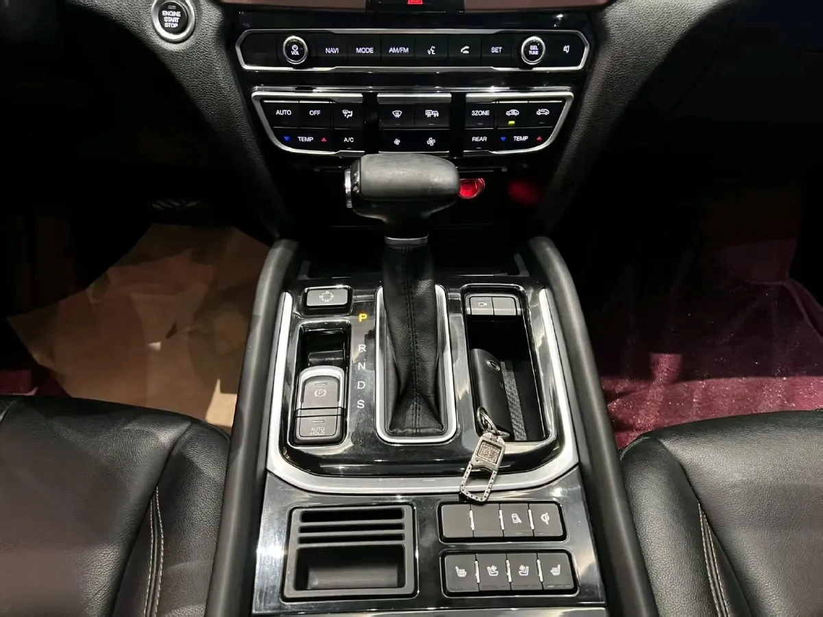 2017 GAC Trumpchi GS8 2.0T 201HP L4 6AT,autocango,china used car exporter,china ev exporter,chinese used car exporter,chinese used ev exporter