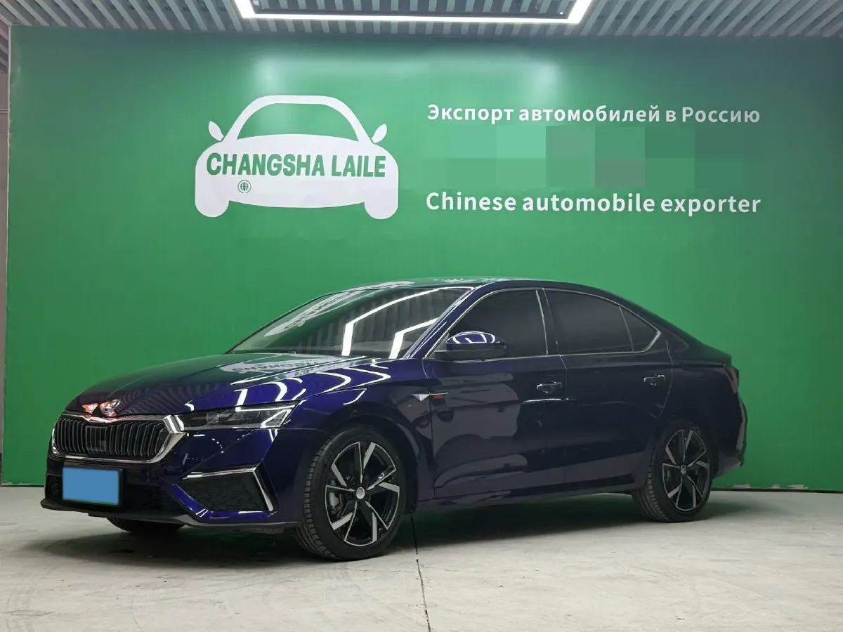 2022 Skoda Octavia 1.4T 150HP L4 7DCT,autocango,china used car exporter,china ev exporter,chinese used car exporter,chinese used ev exporter