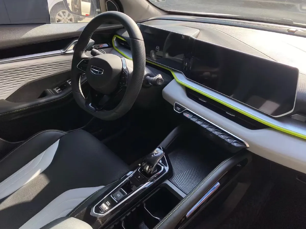 2022 Geely Coolray 1.5T 181HP L4 7DCT,autocango,china used car exporter,china ev exporter,chinese used car exporter,chinese used ev exporter