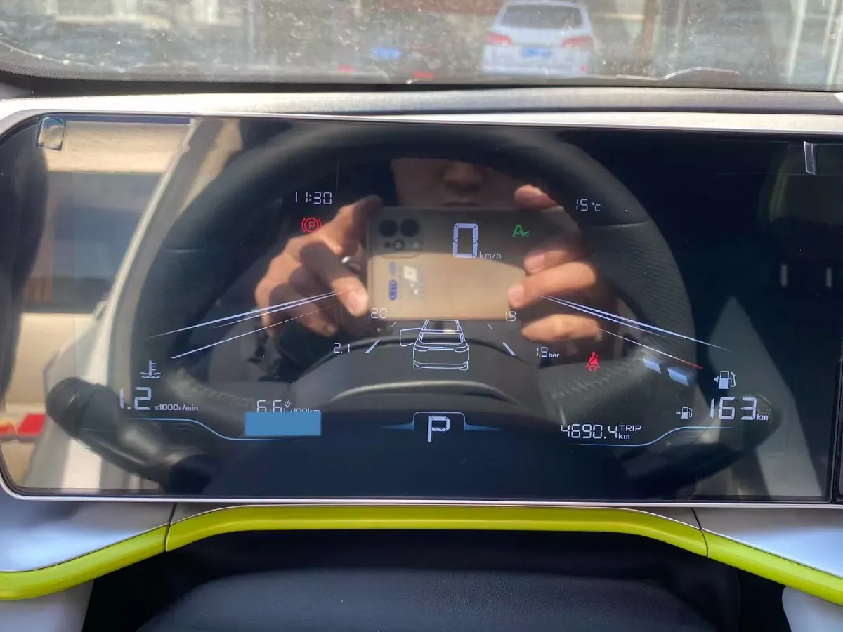 2022 Geely Coolray 1.5T 181HP L4 7DCT,autocango,china used car exporter,china ev exporter,chinese used car exporter,chinese used ev exporter