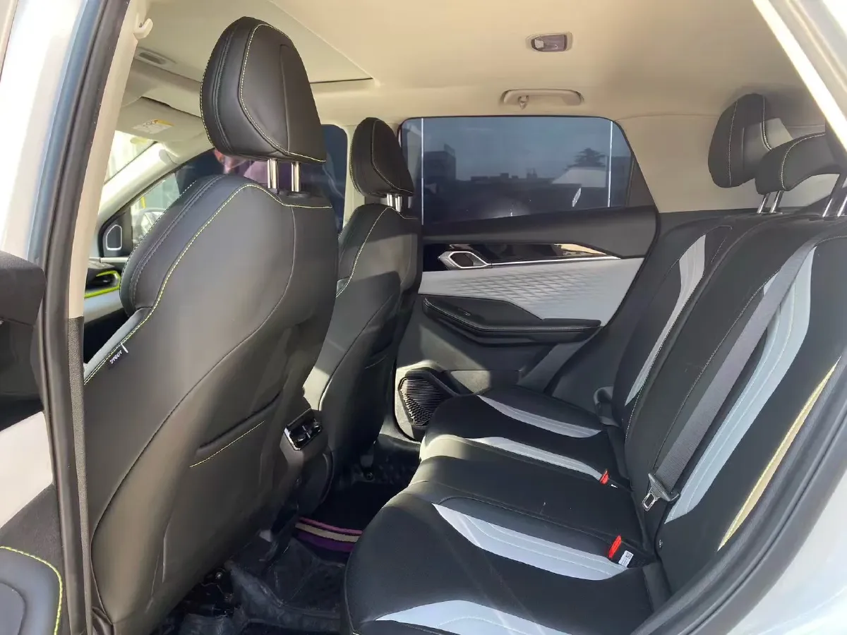 2022 Geely Coolray 1.5T 181HP L4 7DCT,autocango,china used car exporter,china ev exporter,chinese used car exporter,chinese used ev exporter