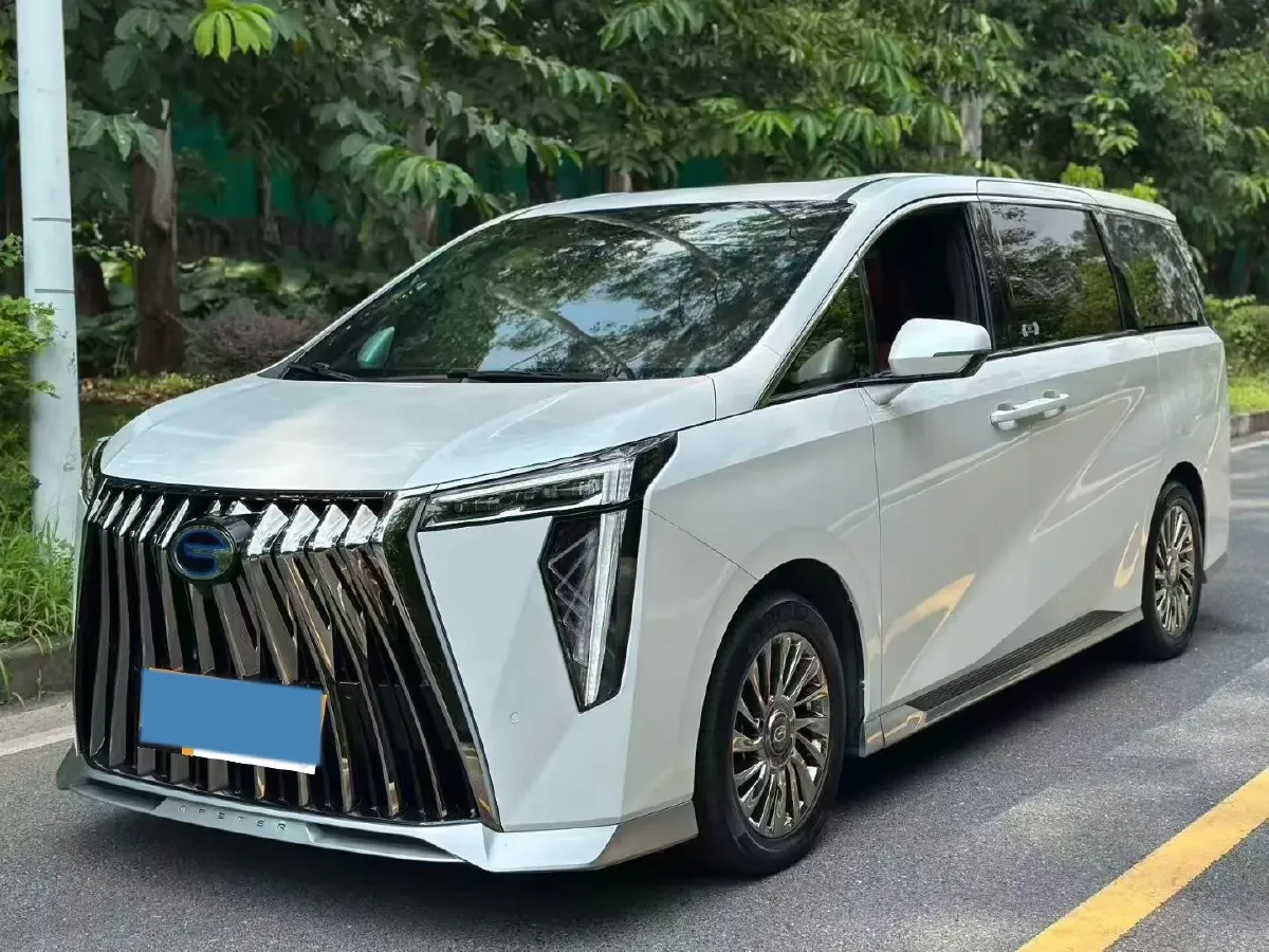 2023 GAC Trumpchi M8 2.0T 190HP L4 E-CVT Hybrid,autocango,china used car exporter,china ev exporter,chinese used car exporter,chinese used ev exporter