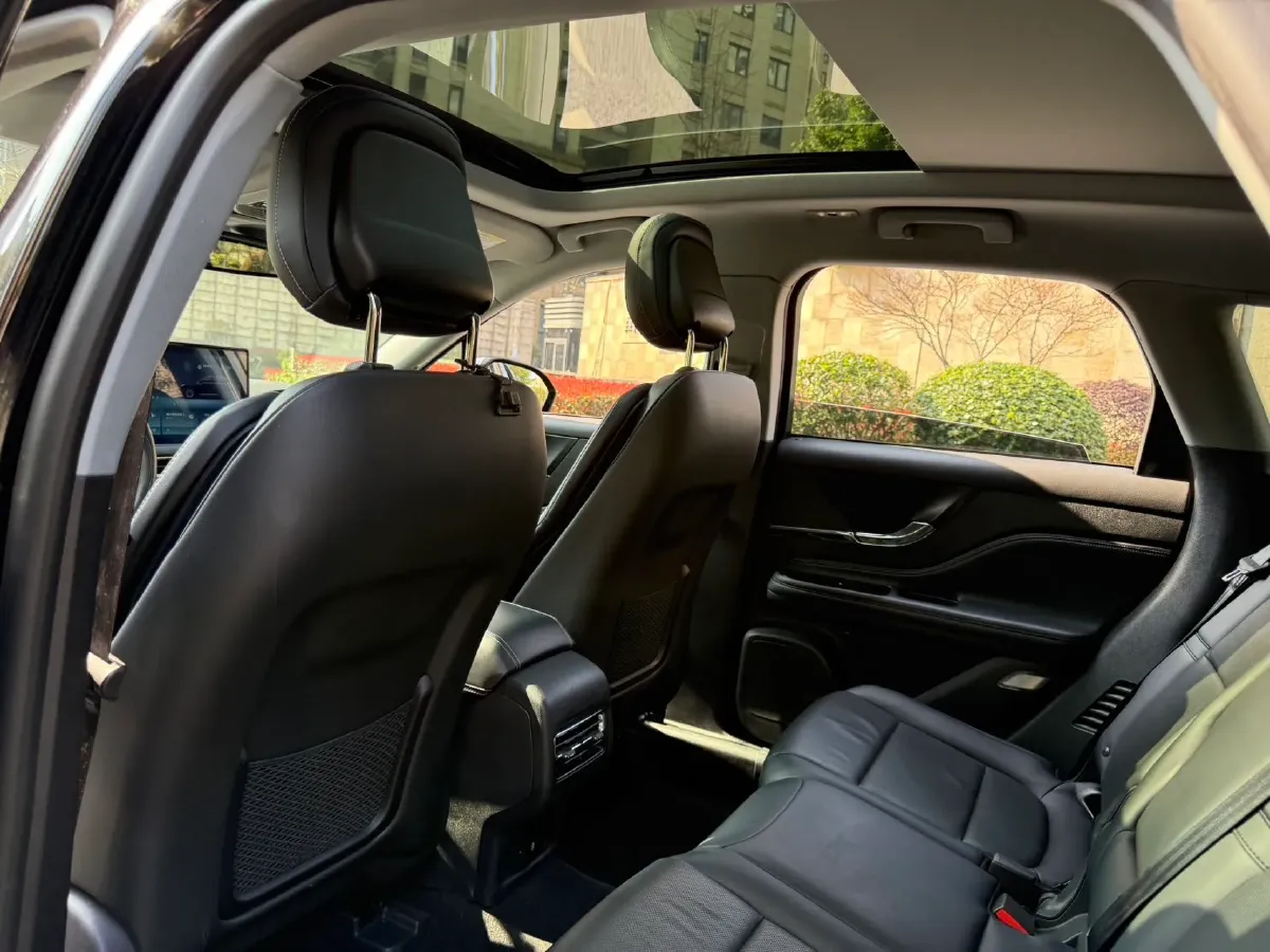 2022 Lincoln Corsair 2.0T 245HP L4 8AT,autocango,china used car exporter,china ev exporter,chinese used car exporter,chinese used ev exporter