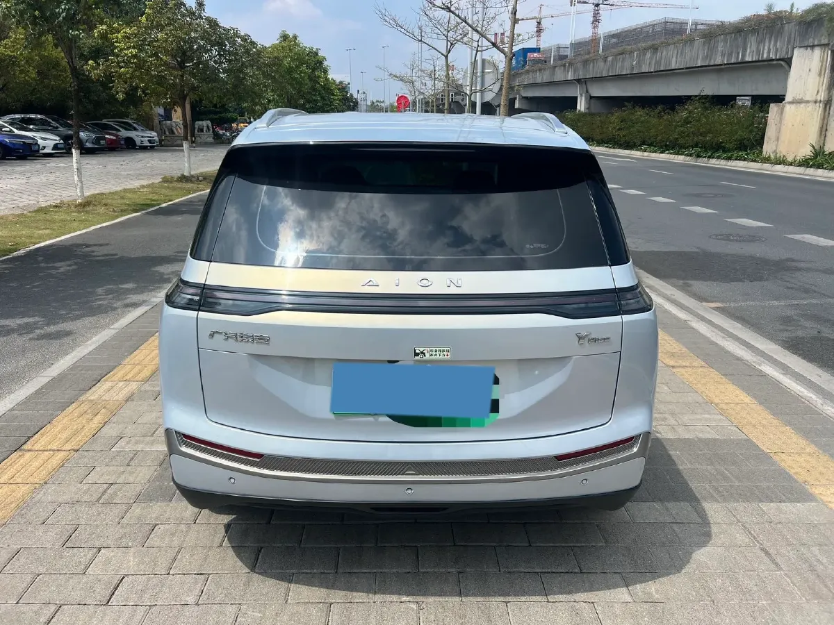 2023 GAC Trumpchi GS4 1.5T 177HP L4 6AT,autocango,china used car exporter,china ev exporter,chinese used car exporter,chinese used ev exporter