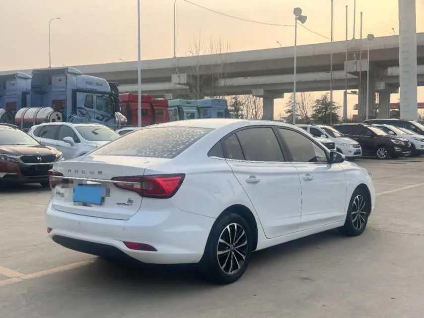 2021 Roewe i5 1.5L 120HP L4 5MT,autocango,china used car exporter,china ev exporter,chinese used car exporter,chinese used ev exporter