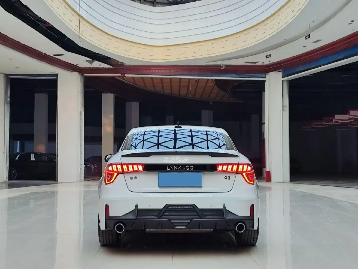 2022 LYNK&CO 03 2.0T 190HP L4 7DCT,autocango,china used car exporter,china ev exporter,chinese used car exporter,chinese used ev exporter