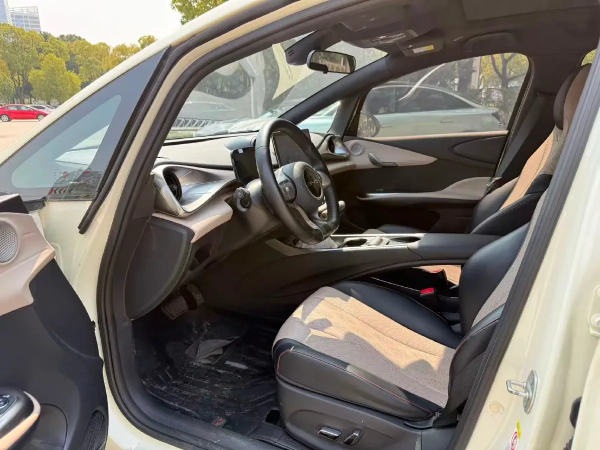 2023 BYD Dolphin BEV 44.928KWH,autocango,china used car exporter,china ev exporter,chinese used car exporter,chinese used ev exporter