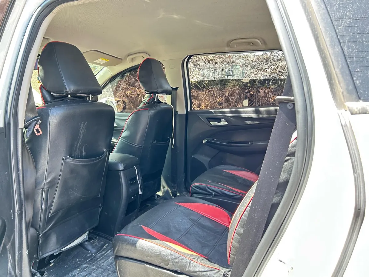 2019 WuLing HongGuang 1.5L 99HP L4 6MT,autocango,china used car exporter,china ev exporter,chinese used car exporter,chinese used ev exporter