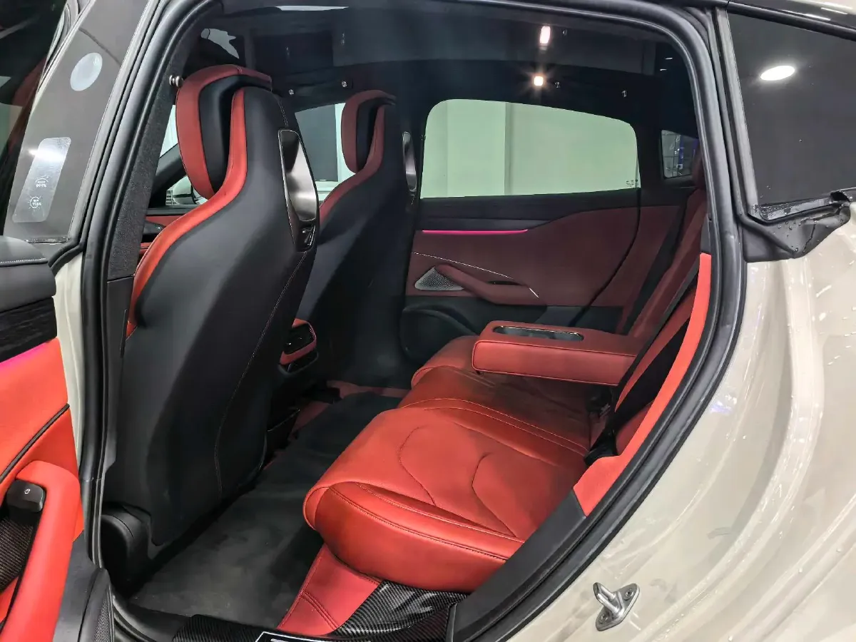 2024 MI SU7 BEV 101KWH,autocango,china used car exporter,china ev exporter,chinese used car exporter,chinese used ev exporter