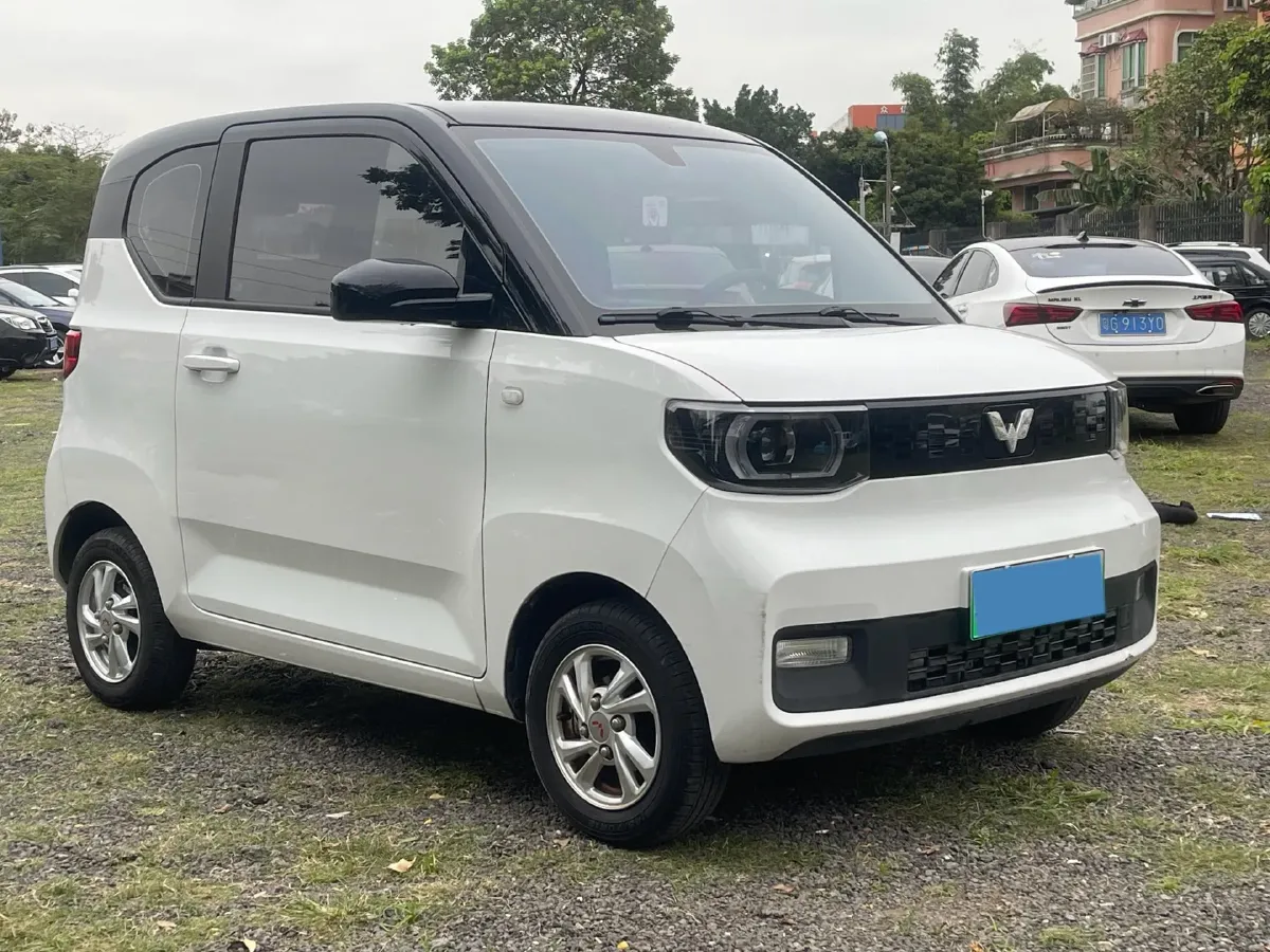 2021 WuLing HongGuang MINI EV BEV 13.9KWH,autocango,china used car exporter,china ev exporter,chinese used car exporter,chinese used ev exporter