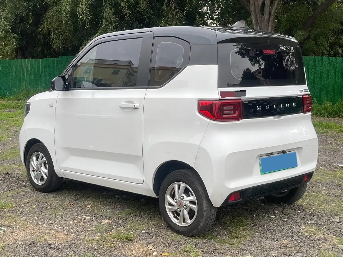 2021 WuLing HongGuang MINI EV BEV 13.9KWH,autocango,china used car exporter,china ev exporter,chinese used car exporter,chinese used ev exporter
