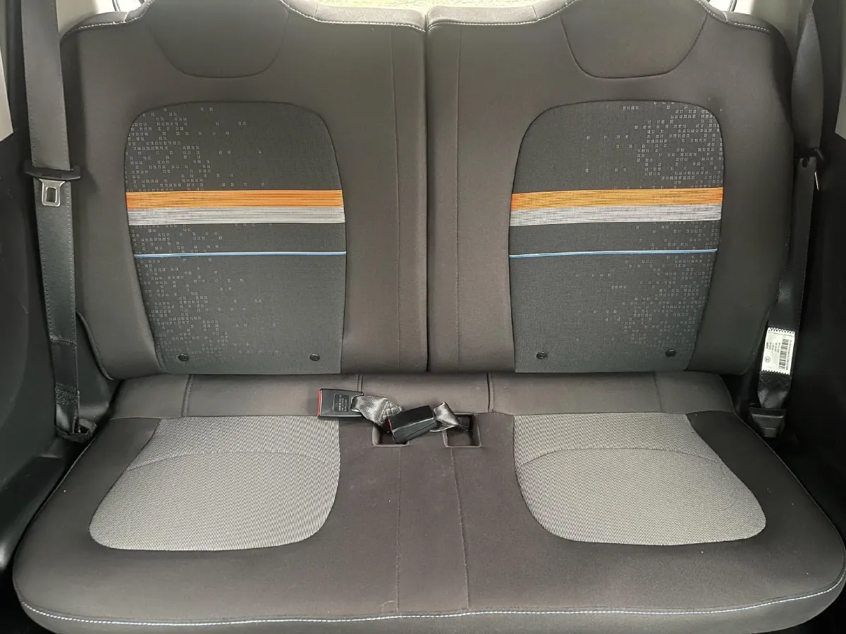 2021 WuLing HongGuang MINI EV BEV 13.9KWH,autocango,china used car exporter,china ev exporter,chinese used car exporter,chinese used ev exporter