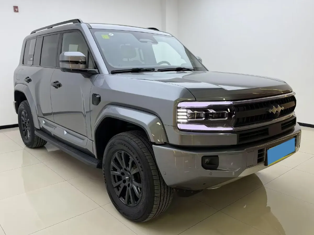 2025 FangChengBao Bao 5 1.5T 194HP L4 E-CVT PHEV 31.8KWH,autocango,china used car exporter,china ev exporter,chinese used car exporter,chinese used ev exporter