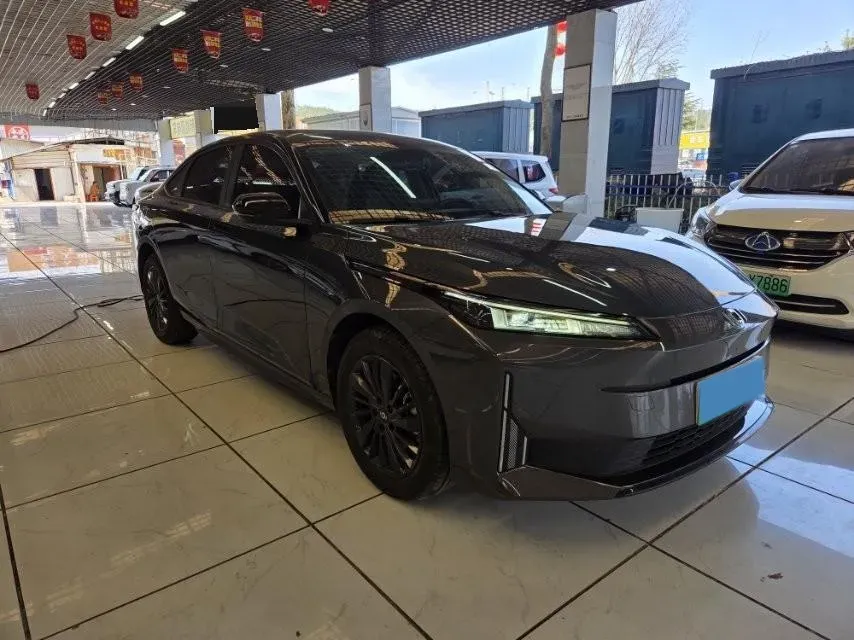2024 ChangAn QiYuan A05 1.5L 110HP L4 E-CVT PHEV 18.99KWH,autocango,china used car exporter,china ev exporter,chinese used car exporter,chinese used ev exporter