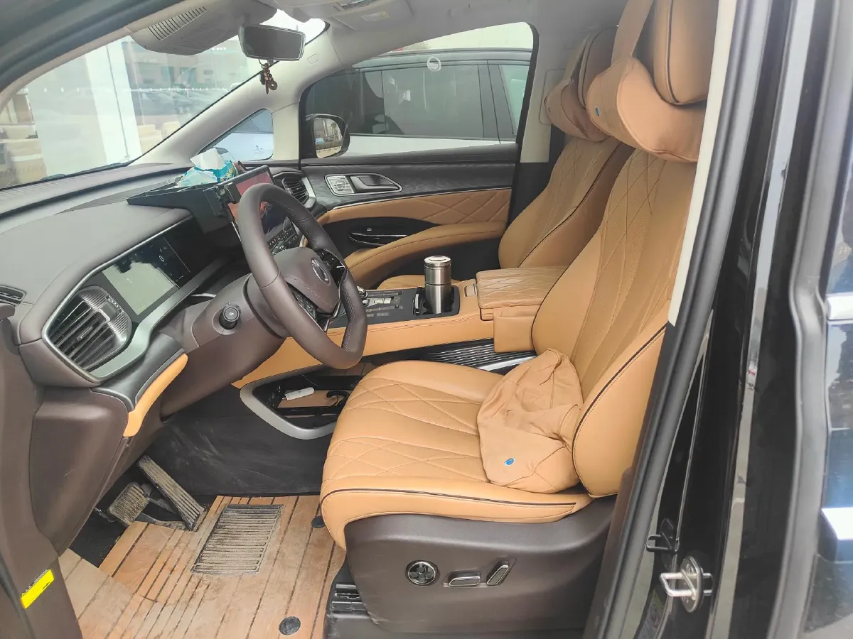 2024 Denza D9 1.5T 139HP L4 E-CVT PHEV 40KWH,autocango,china used car exporter,china ev exporter,chinese used car exporter,chinese used ev exporter