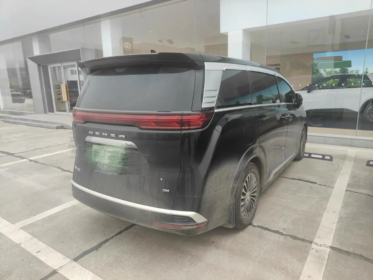2024 Denza D9 1.5T 139HP L4 E-CVT PHEV 40KWH,autocango,china used car exporter,china ev exporter,chinese used car exporter,chinese used ev exporter