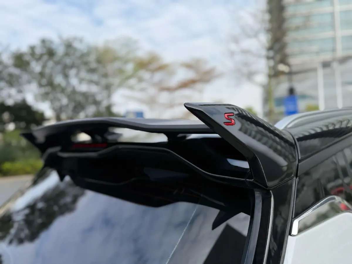 2022 Geely Coolray 1.5T 181HP L4 7DCT,autocango,china used car exporter,china ev exporter,chinese used car exporter,chinese used ev exporter