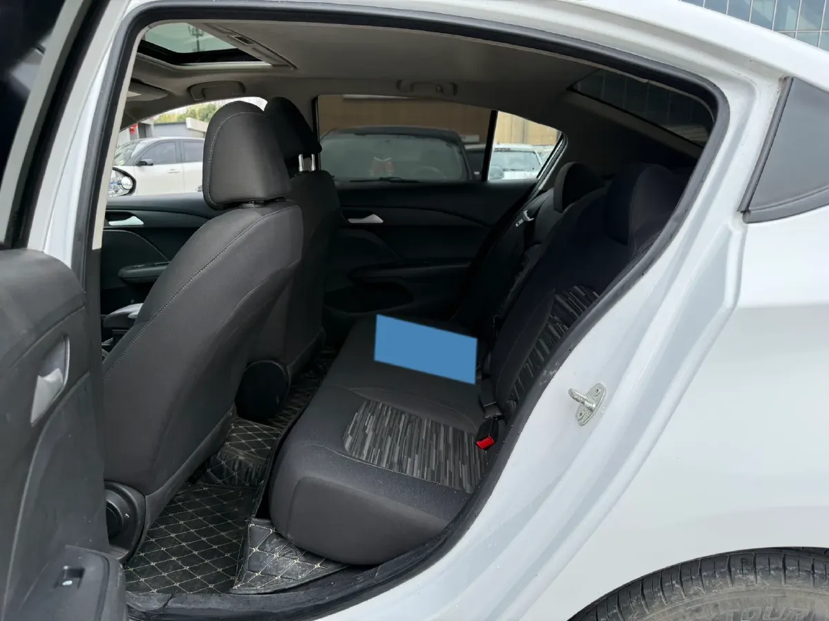 2019 Chevrolet Cavalier 1.5L 113HP L4 6AT,autocango,china used car exporter,china ev exporter,chinese used car exporter,chinese used ev exporter