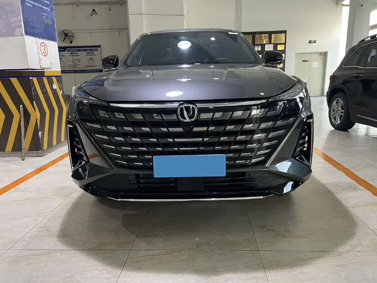 2025 ChangAn UNI-Z 1.5T 188HP L4 7DCT,autocango,china used car exporter,china ev exporter,chinese used car exporter,chinese used ev exporter