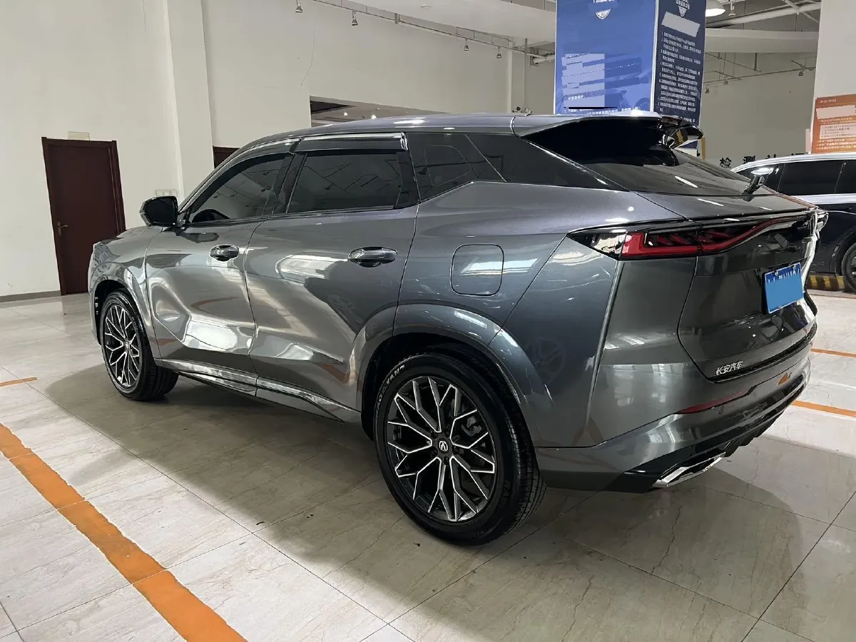 2025 ChangAn UNI-Z 1.5T 188HP L4 7DCT,autocango,china used car exporter,china ev exporter,chinese used car exporter,chinese used ev exporter