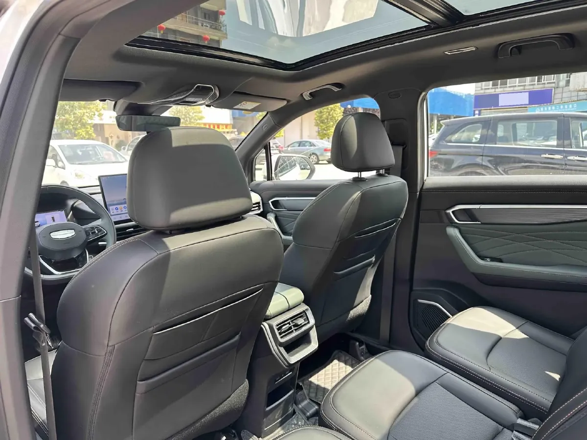 2024 Geely Okavango L 2.0T 218HP L4 7DCT,autocango,china used car exporter,china ev exporter,chinese used car exporter,chinese used ev exporter