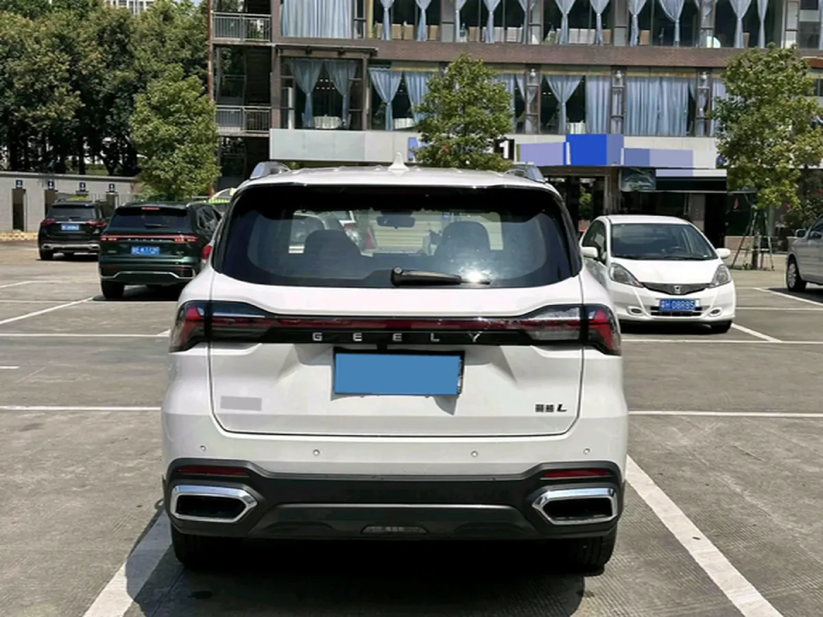 2024 Geely Okavango L 2.0T 218HP L4 7DCT,autocango,china used car exporter,china ev exporter,chinese used car exporter,chinese used ev exporter