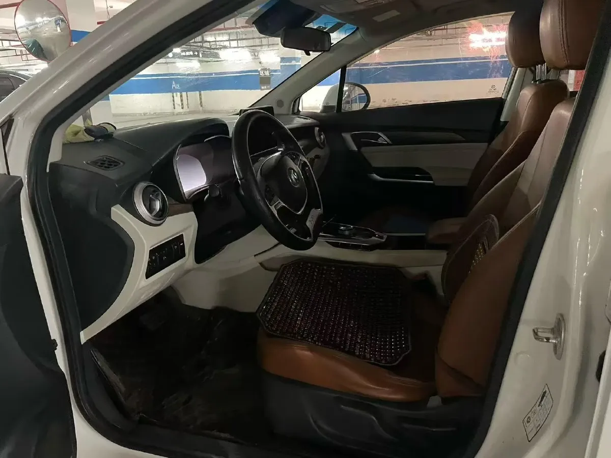 2018 BeiJing Auto EU5 BEV 53.66KWH,autocango,china used car exporter,china ev exporter,chinese used car exporter,chinese used ev exporter