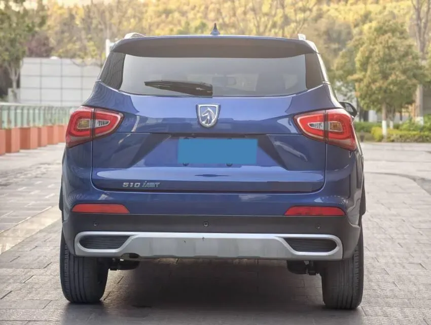 2017 HaiMa S5 Young Edition 1.6L 122HP L4 5MT,autocango,china used car exporter,china ev exporter,chinese used car exporter,chinese used ev exporter