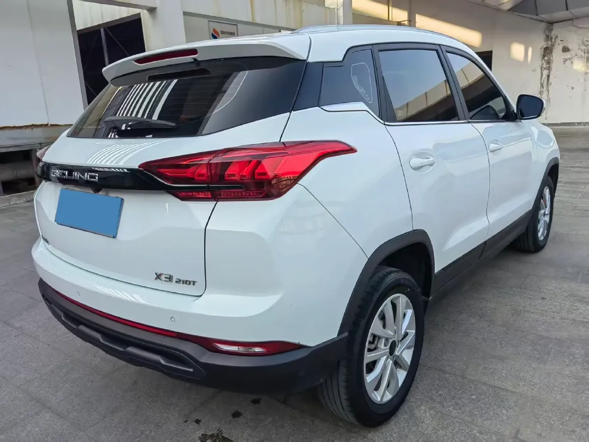 2021 BeiJing Auto X3 1.5T 150HP L4 6MT,autocango,china used car exporter,china ev exporter,chinese used car exporter,chinese used ev exporter