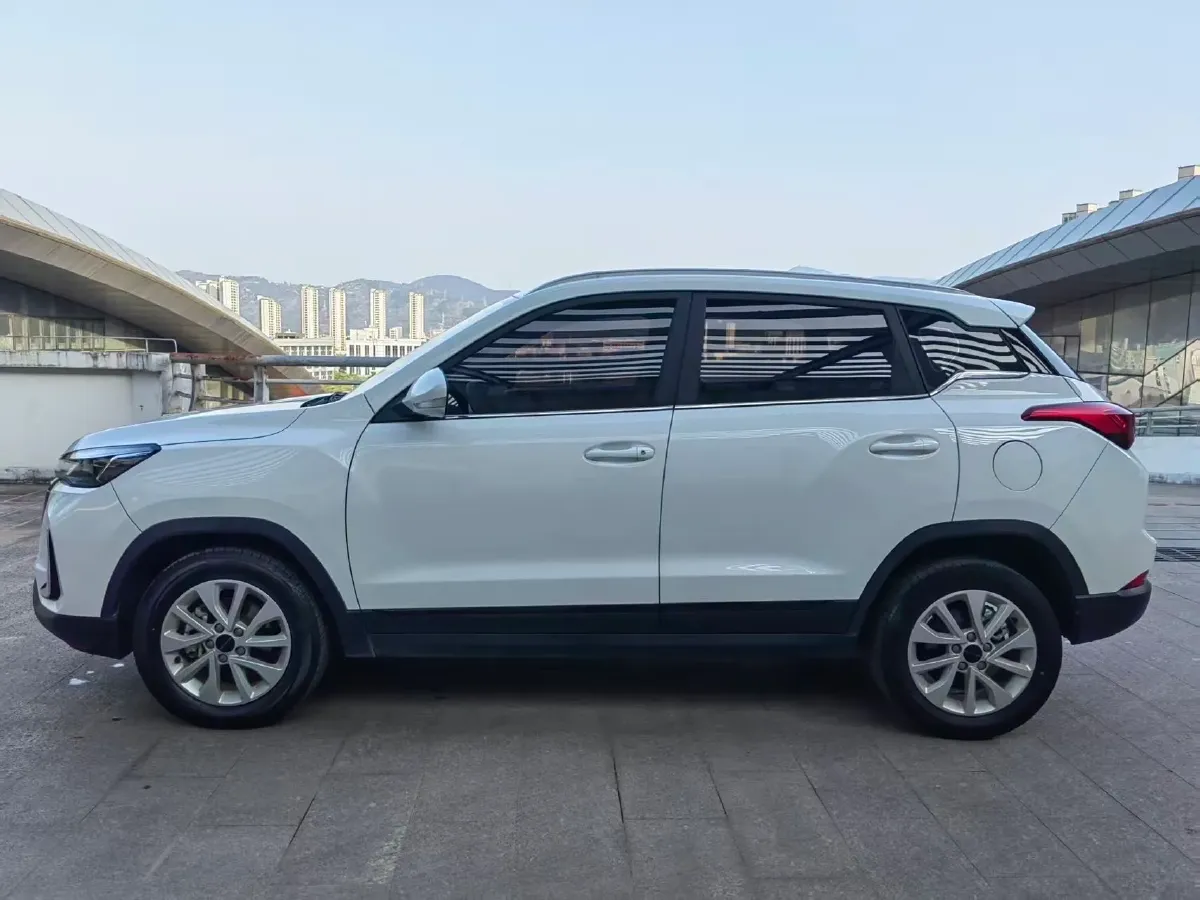 2021 BeiJing Auto X3 1.5T 150HP L4 6MT,autocango,china used car exporter,china ev exporter,chinese used car exporter,chinese used ev exporter
