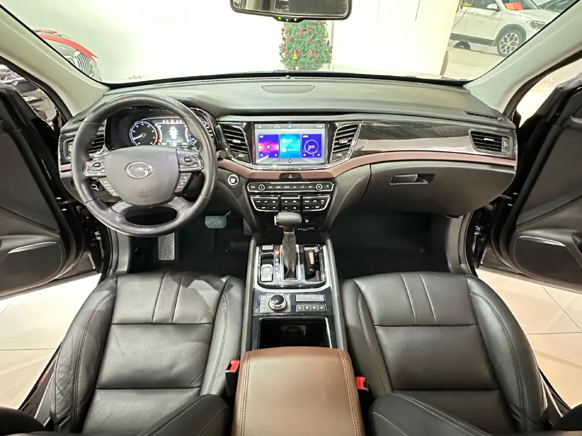 2017 GAC Trumpchi GS8 2.0T 201HP L4 6AT,autocango,china used car exporter,china ev exporter,chinese used car exporter,chinese used ev exporter