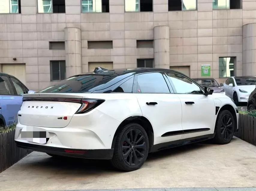 2022 ARCFOX αS BEV 74.5KWH,autocango,china used car exporter,china ev exporter,chinese used car exporter,chinese used ev exporter