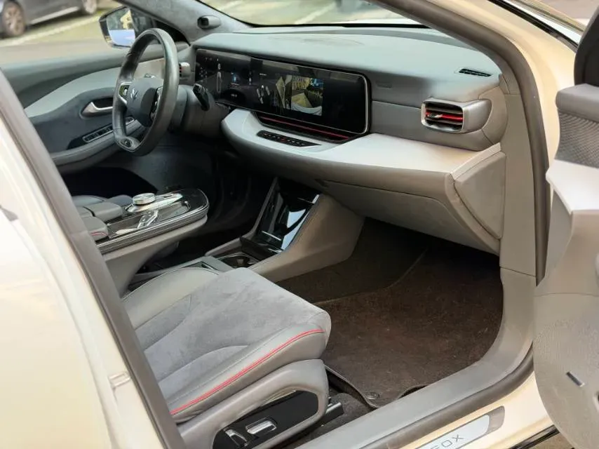 2022 ARCFOX αS BEV 74.5KWH,autocango,china used car exporter,china ev exporter,chinese used car exporter,chinese used ev exporter