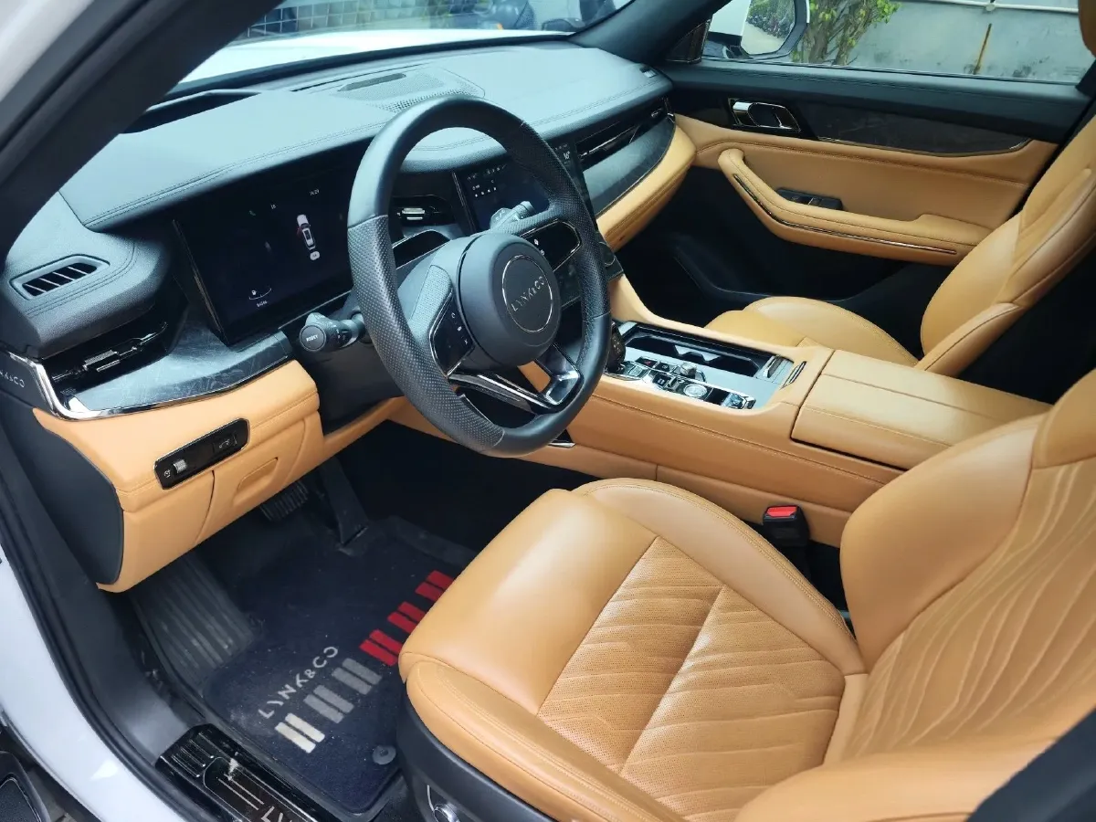 2021 Buick GL8 2.0T 237HP L4 9AT,autocango,china used car exporter,china ev exporter,chinese used car exporter,chinese used ev exporter