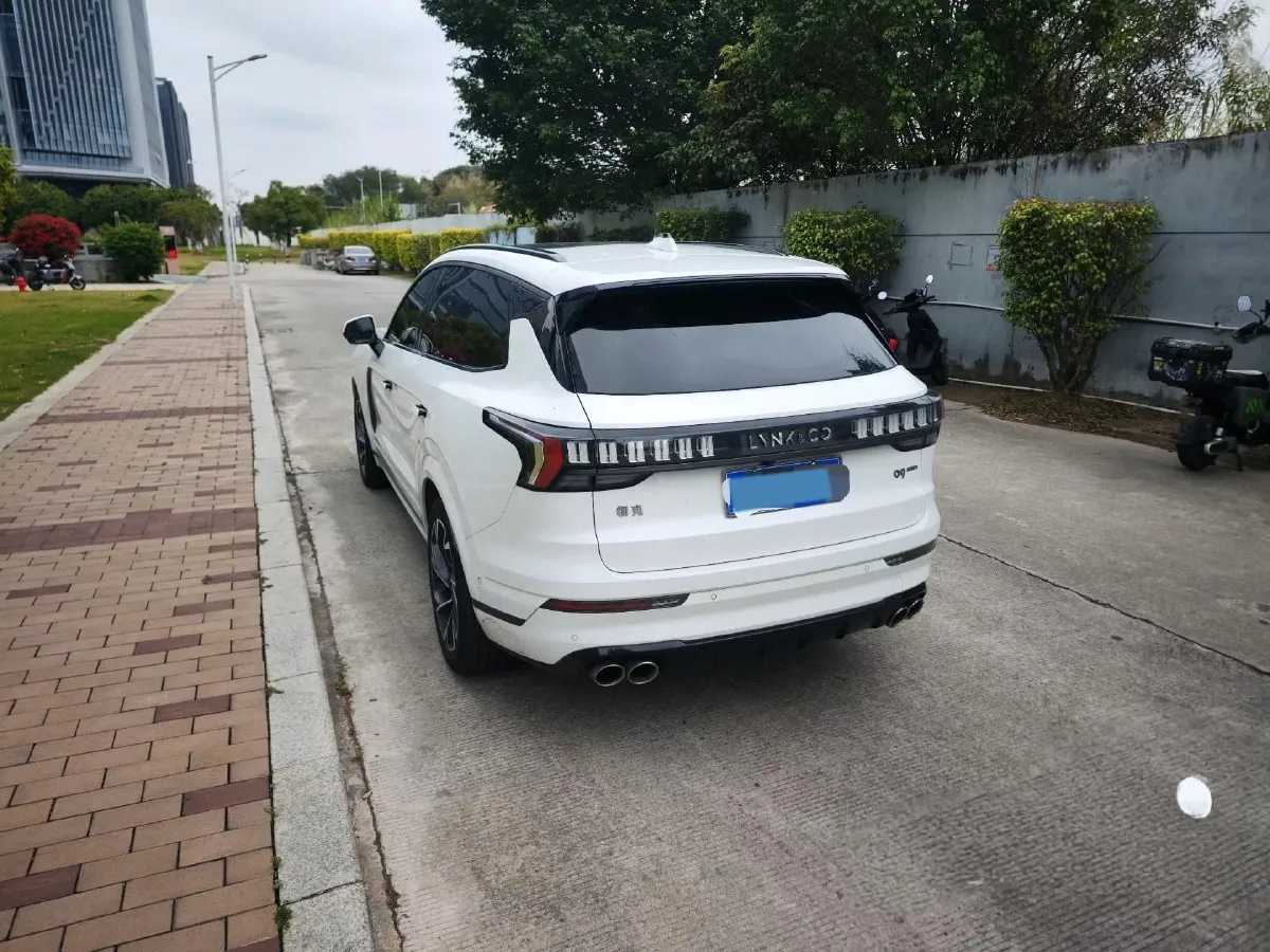 2021 Buick GL8 2.0T 237HP L4 9AT,autocango,china used car exporter,china ev exporter,chinese used car exporter,chinese used ev exporter