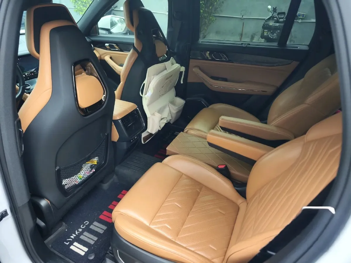 2021 Buick GL8 2.0T 237HP L4 9AT,autocango,china used car exporter,china ev exporter,chinese used car exporter,chinese used ev exporter