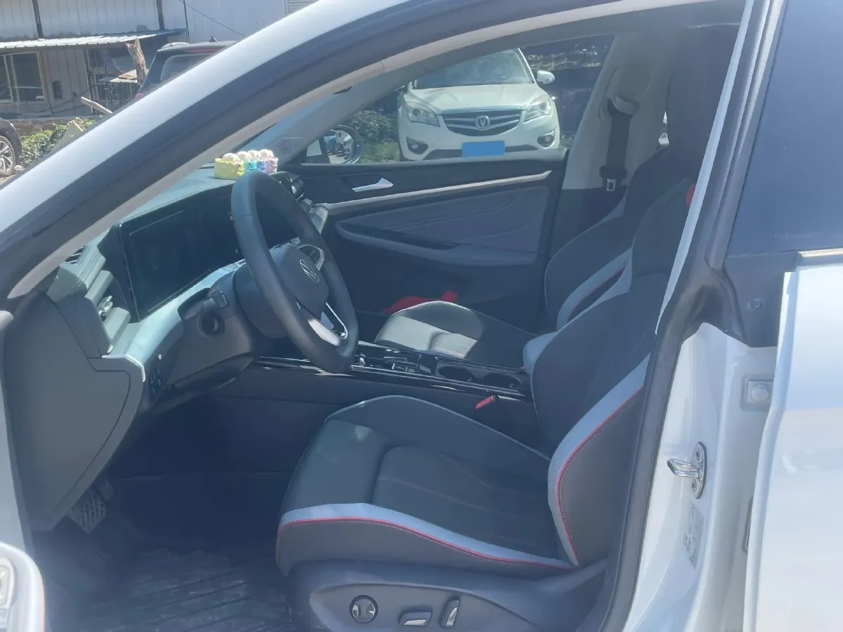 2024 Volkswagen Lamando 1.4T 150HP L4 7DCT,autocango,china used car exporter,china ev exporter,chinese used car exporter,chinese used ev exporter