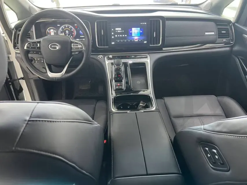 2023 GAC Trumpchi M8 2.0T 252HP L4 8AT,autocango,china used car exporter,china ev exporter,chinese used car exporter,chinese used ev exporter