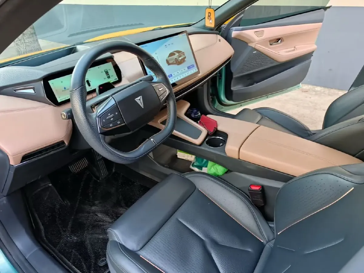 2022 DongFeng Forthing LingZhi EV BEV 68.4KWH,autocango,china used car exporter,china ev exporter,chinese used car exporter,chinese used ev exporter