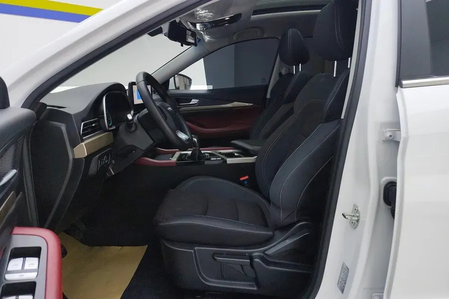 2023 Jetour X70 1.5T 156HP L4 6MT,autocango,china used car exporter,china ev exporter,chinese used car exporter,chinese used ev exporter