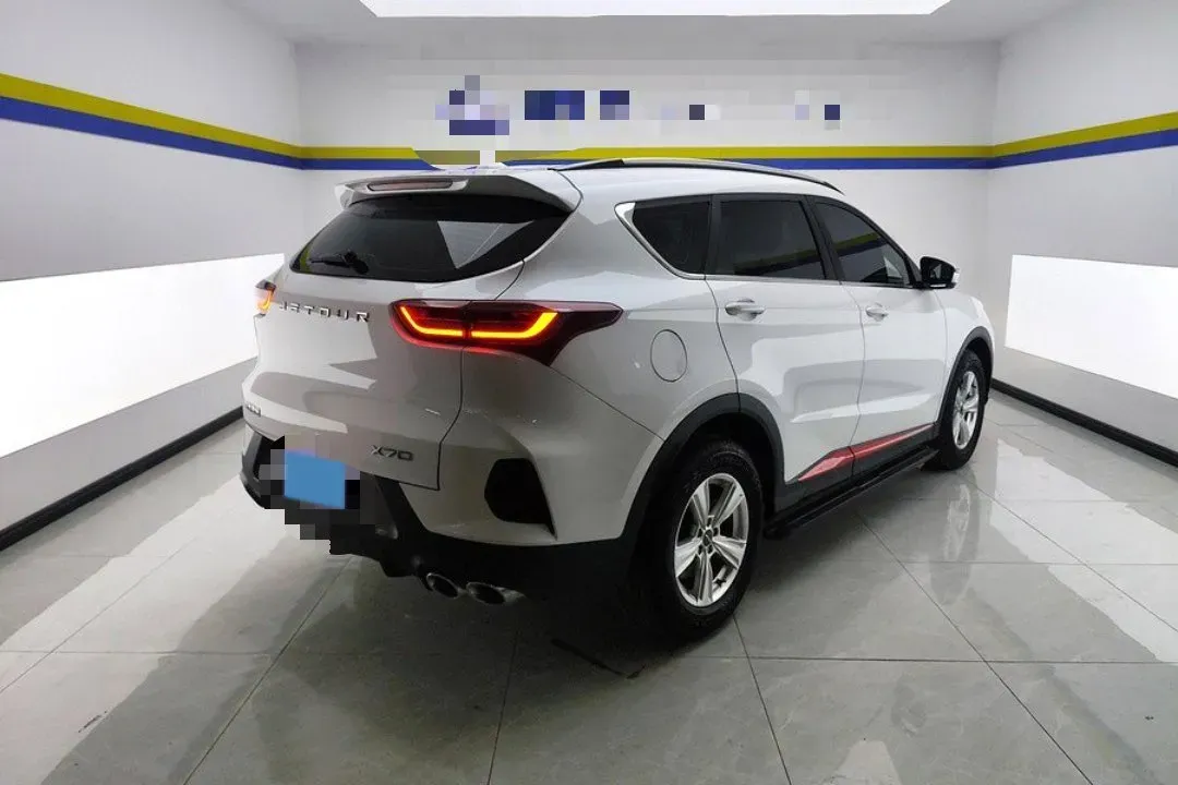 2023 Jetour X70 1.5T 156HP L4 6MT,autocango,china used car exporter,china ev exporter,chinese used car exporter,chinese used ev exporter