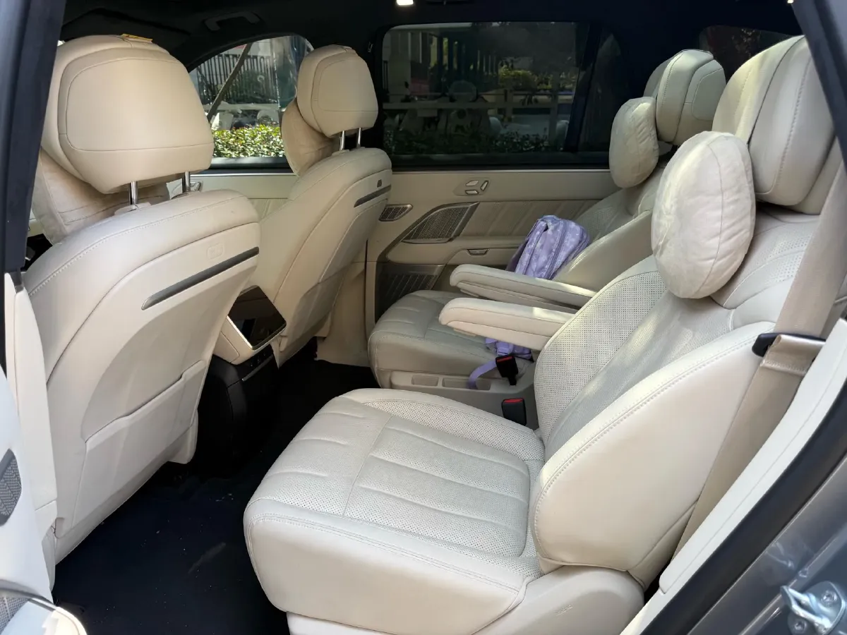 2025 ONVO L90 BEV,autocango,china used car exporter,china ev exporter,chinese used car exporter,chinese used ev exporter